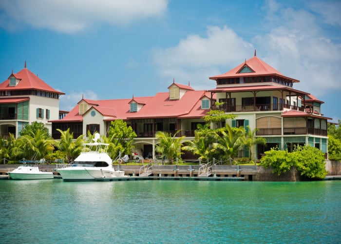 2 nuits - Hotel De Charme Mahe Cerf Island - Chambre Supérieure Double en Demi Pension