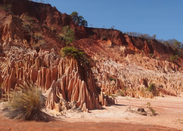 Découverte d un phénomène incroyable, les Tsingy Rouge