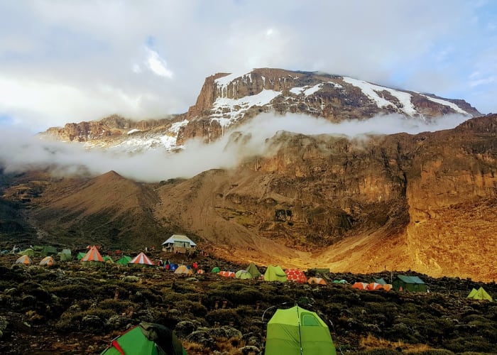 Camp Machame - Camp Shira (3840m)