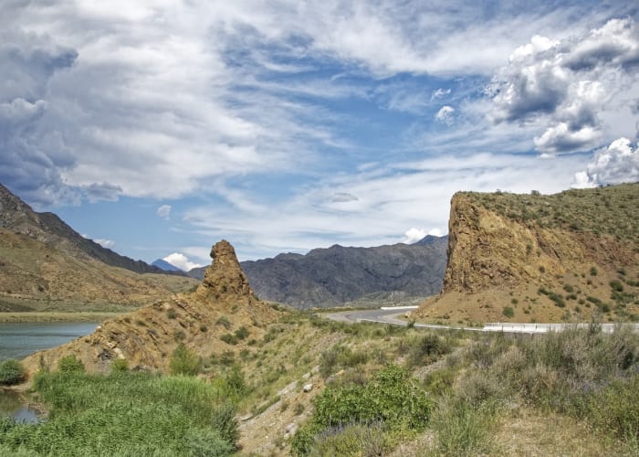 Fergana - Tachkent - 300 km