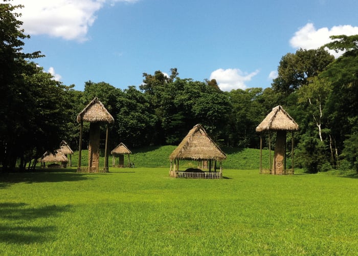 J12 LIVINGSTON-RIO DULCE -QUIRIGUA -ANTIGUA