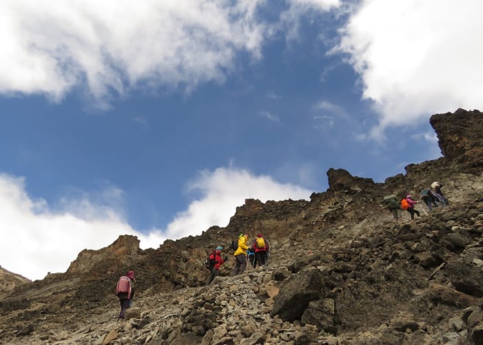 Camp Barranco - Camp Karanga (3995 m)