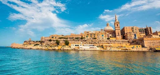 Arrivée et visite de la Valette