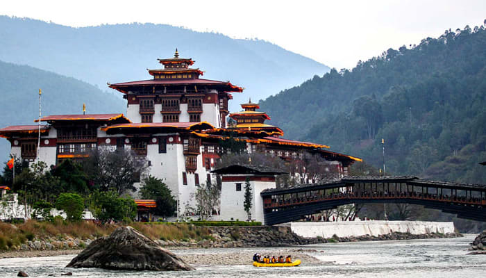 Thimphu-Punakha (Distance : 71 km, temps de trajet estimé : 2 h30)