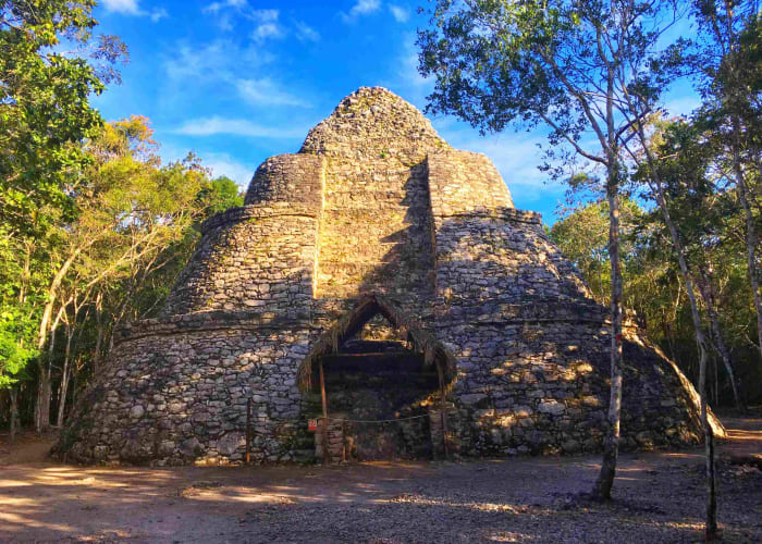 Le monde maya d'hier et d'aujourd'hui