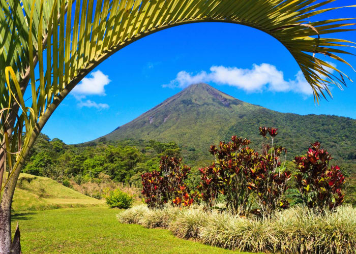 Puerto Viejo de Sarapiqui - Volcan Arenal