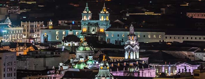 Arrivée dans la ville coloniale de Quito