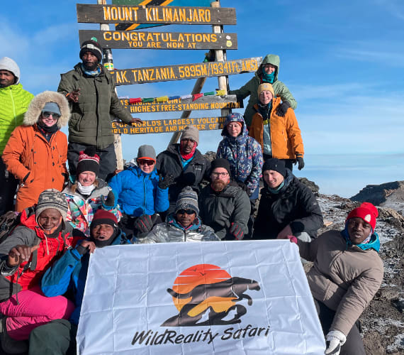 Camp de Barafu - Sommet du Kilimandjaro - Camp de Mweka (3100 m)