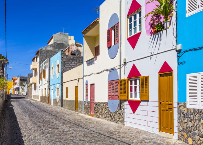 J10 Vallée de Paul - Cabo de Ribeira - Figueral - Vila Das Pombas