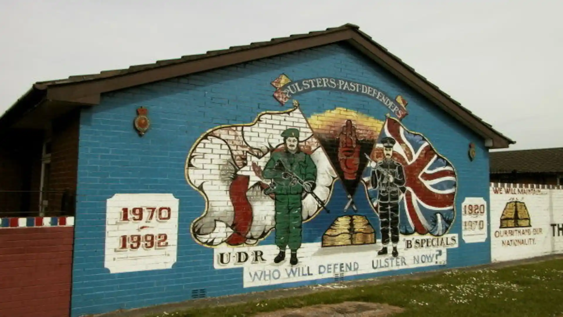 Mural in Loyalist Area Northern Ireland NI Tours Belfast Troubles