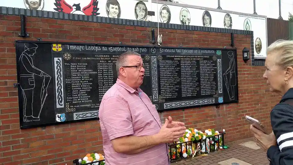 about big e taxi tours eamon tour guide in west belfast