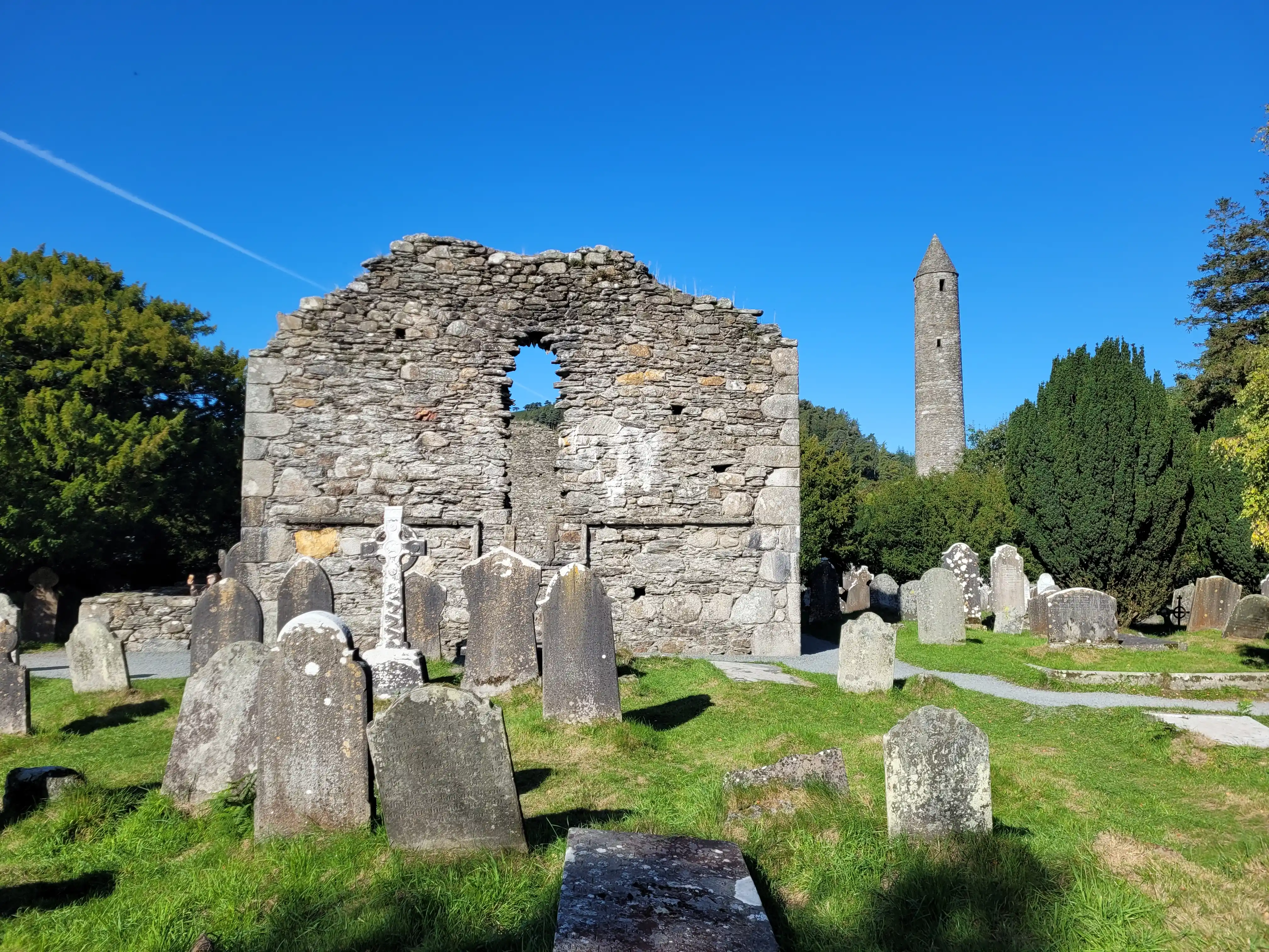 Glendalough monstery ruins tour of ireland