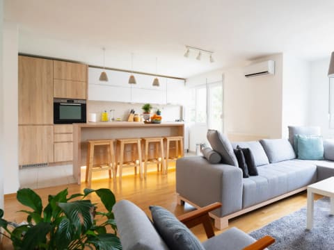 Produzione audiovisiva per annunci immobiliari — Foto e video per web e social