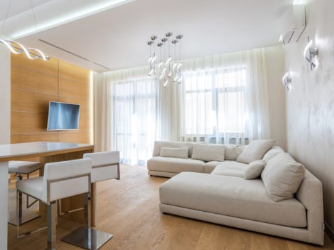 Premium home staging & real estate photography — Styling, twilight & drone