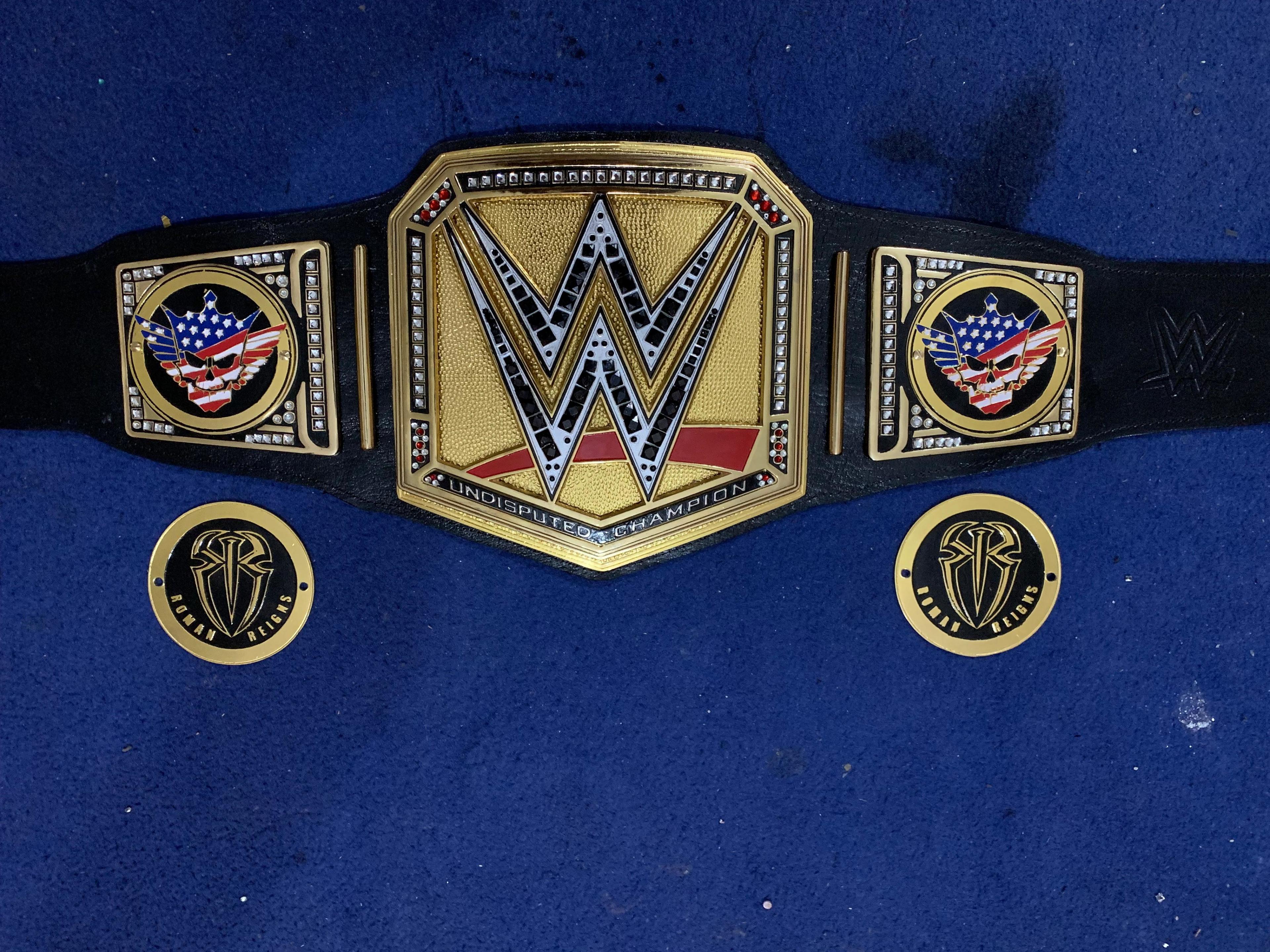 Undisputed WWE Championship Replica Title Belt – Image 1