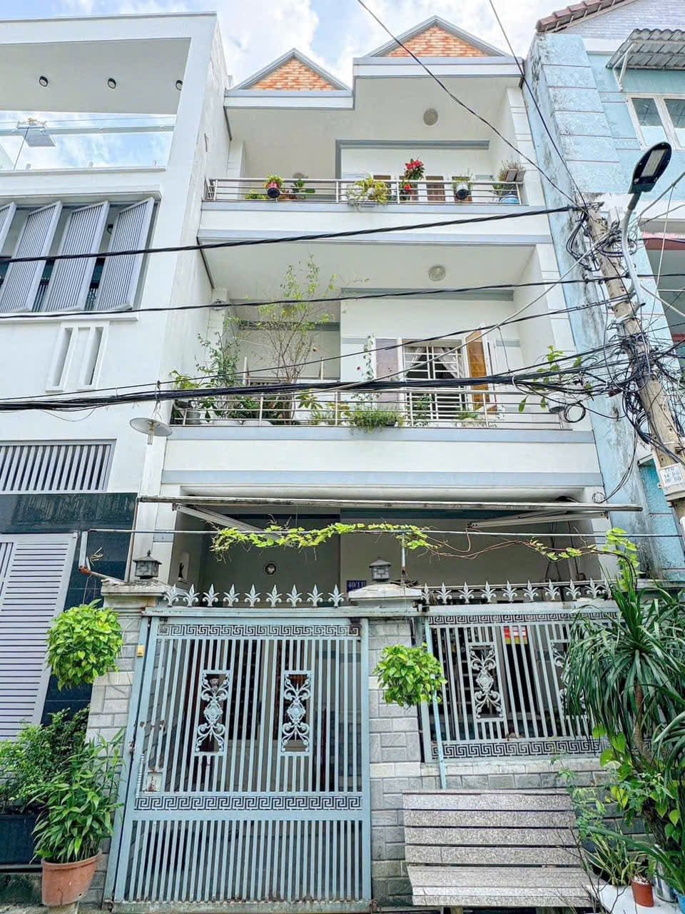 Bán Nhà hẽm xe hơi - gò ô môi quận 7
