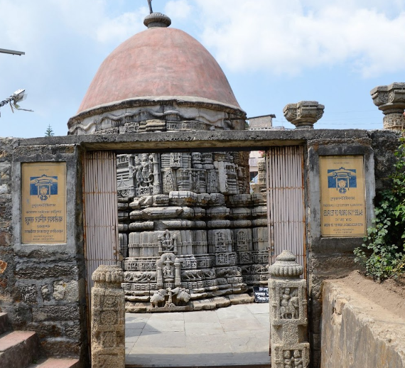
https://res.cloudinary.com/doetbfahk/image/upload/v1711740205/vedaz_temples/baleshwar_temple_2_fw8yqh.png