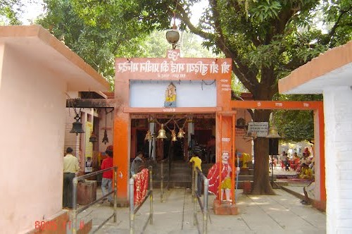 https://res.cloudinary.com/doetbfahk/image/upload/v1711801483/vedaz_temples/budhiya_mai_mandir_1_amv3nz.jpg