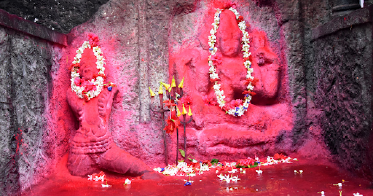 https://res.cloudinary.com/doetbfahk/image/upload/v1713176958/vedaz_templeBlogs/Temple%20Blogs%20images/Kamakhya/cultural_od6ntf.png
