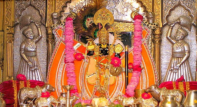 https://res.cloudinary.com/doetbfahk/image/upload/v1713457254/vedaz_templeBlogs/Temple%20Blogs%20images/sawariya%20seth/Sanwaliaji3_oykcs5.jpg
