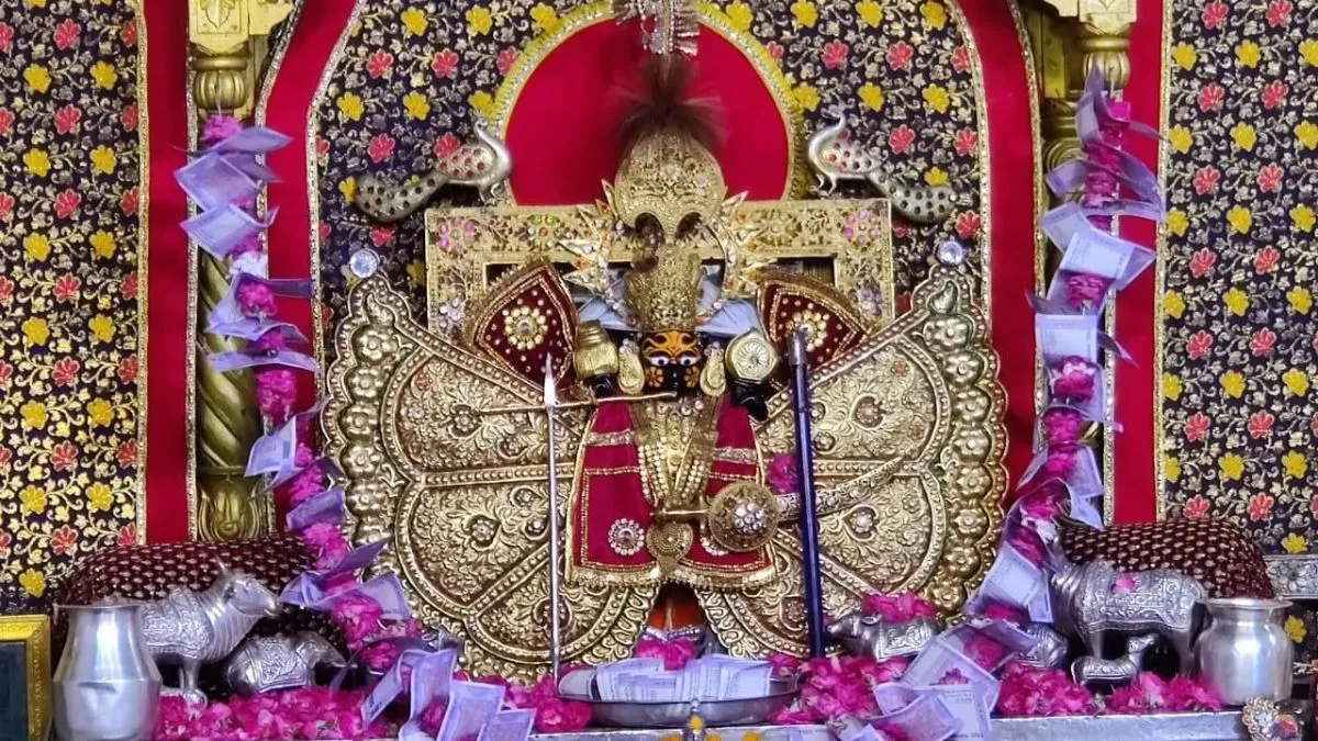 https://res.cloudinary.com/doetbfahk/image/upload/v1713457256/vedaz_templeBlogs/Temple%20Blogs%20images/sawariya%20seth/sanwariya-seth-mandir_tuzrhj.webp
