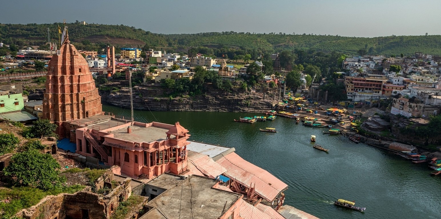 https://res.cloudinary.com/doetbfahk/image/upload/v1713535530/vedaz_templeBlogs/Temple%20Blogs%20images/omkareshwar/16491477621646479275_tdgsnb.jpg