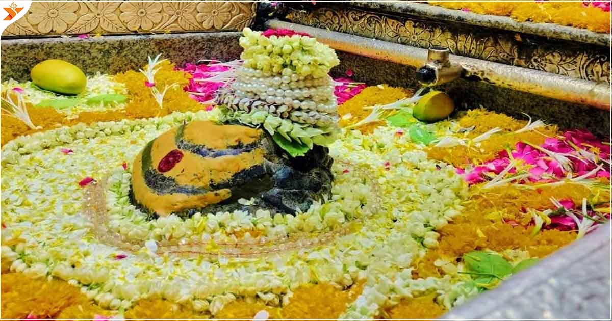 https://res.cloudinary.com/doetbfahk/image/upload/v1713535530/vedaz_templeBlogs/Temple%20Blogs%20images/omkareshwar/omkareshwar_gu6n0x.jpg