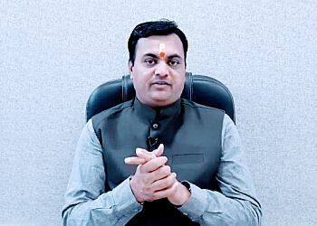 Acharya Dilipbhai
