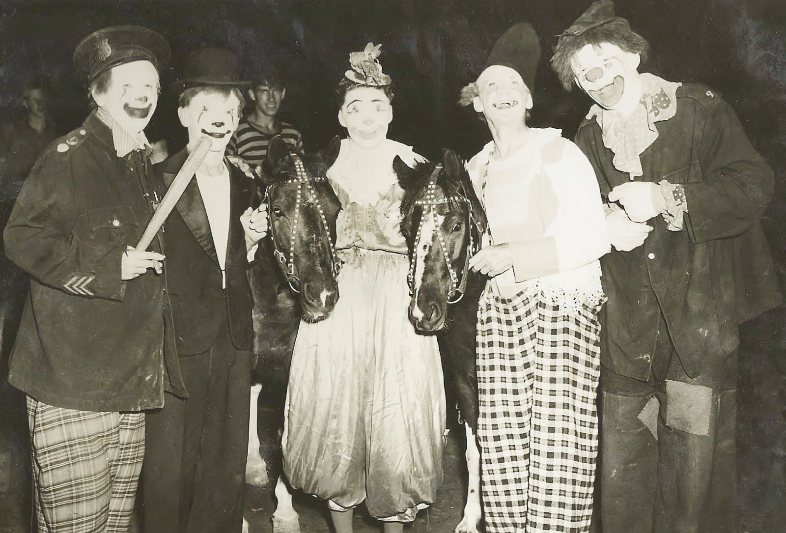 Moppets in Clown Alley 1947