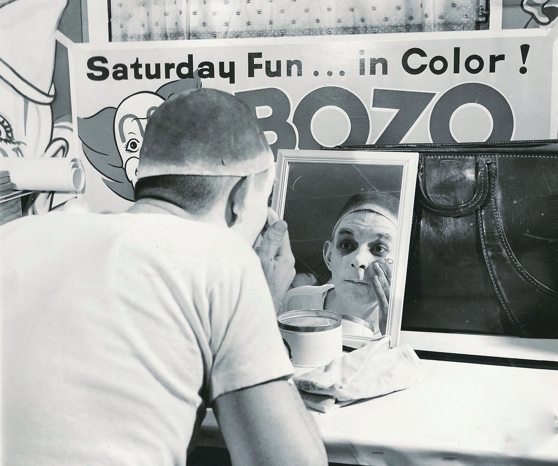 1962 Bob’s Bozo Makeup Prep