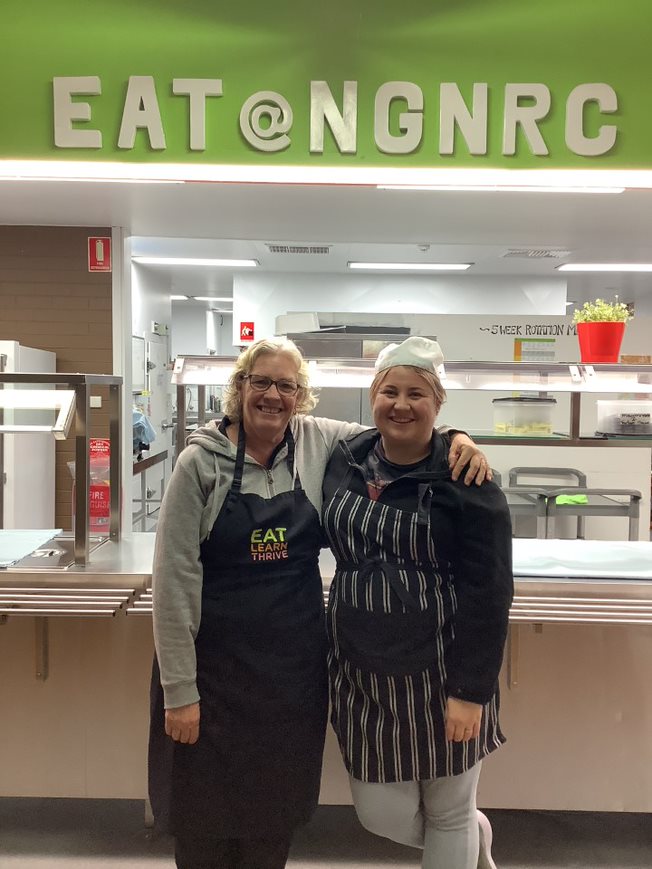 Pic of Narrogin Residential College kitchen staff