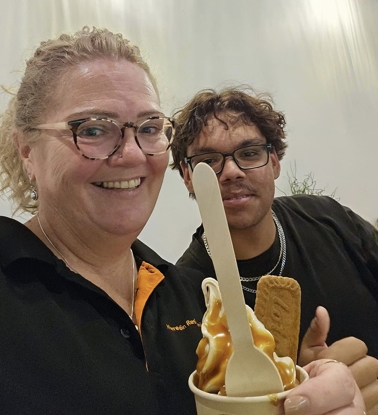 Merredin Residential College supervisor eating ice-cream