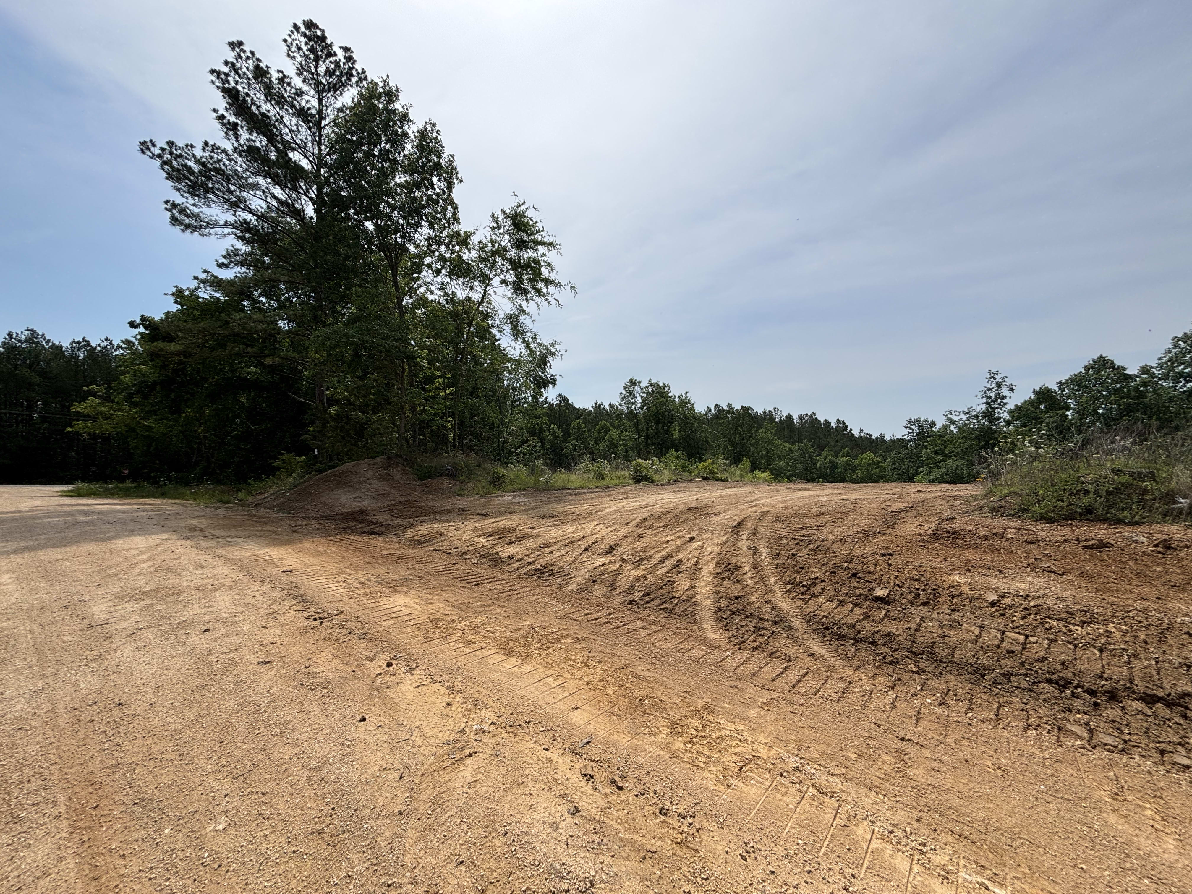 5.66 acres for sale in Decatur, Tennessee