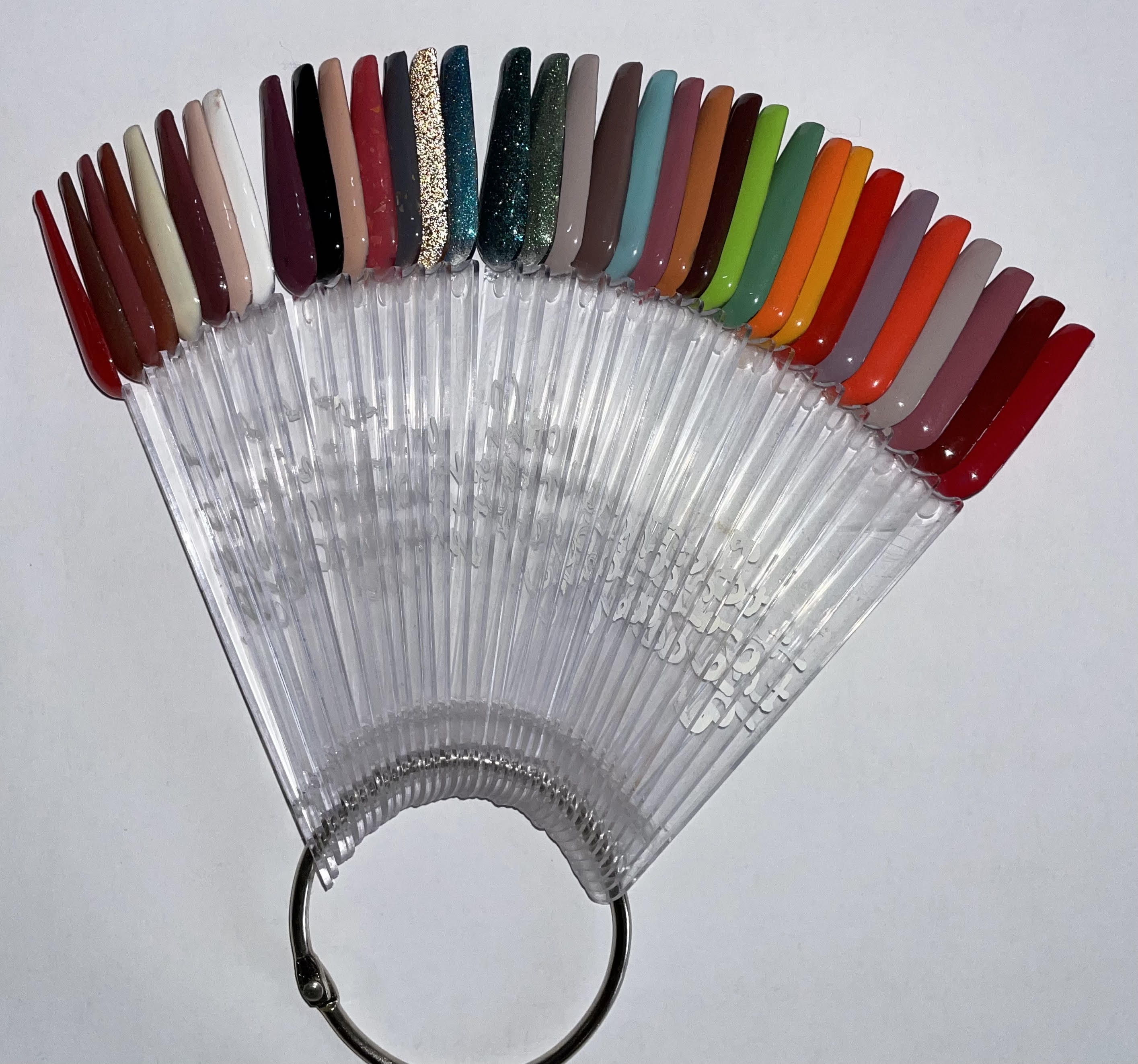 Nuancier de couleurs de vernis à ongles