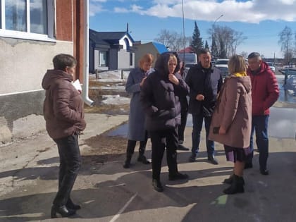 Анатолий Вытоптов побывал в школе, которую капитально отремонтируют по федеральному проекту