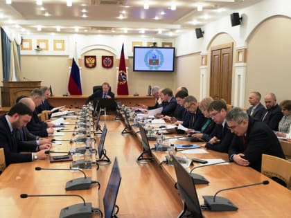 Губернатор Виктор Томенко поручил исполнительным органам Алтайского края подготовить изменения в краевой бюджет на текущий год