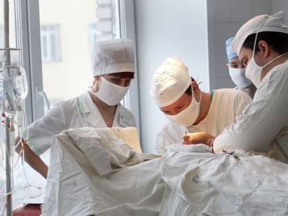 В Алтайском крае обсудили повышение зарплат главврачам