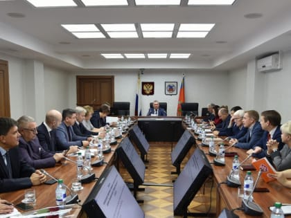 На оперативном совещании в АКЗС обсудили планы работы на 2024 год