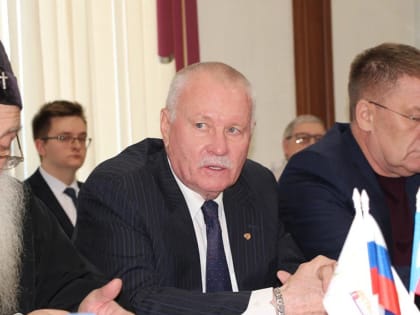 В Алтайском крае обсудили проблему экстремизма в молодежной среде