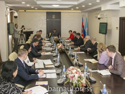 В администрации города прошло совещание по тарифному регулированию проезда в общественном транспорте