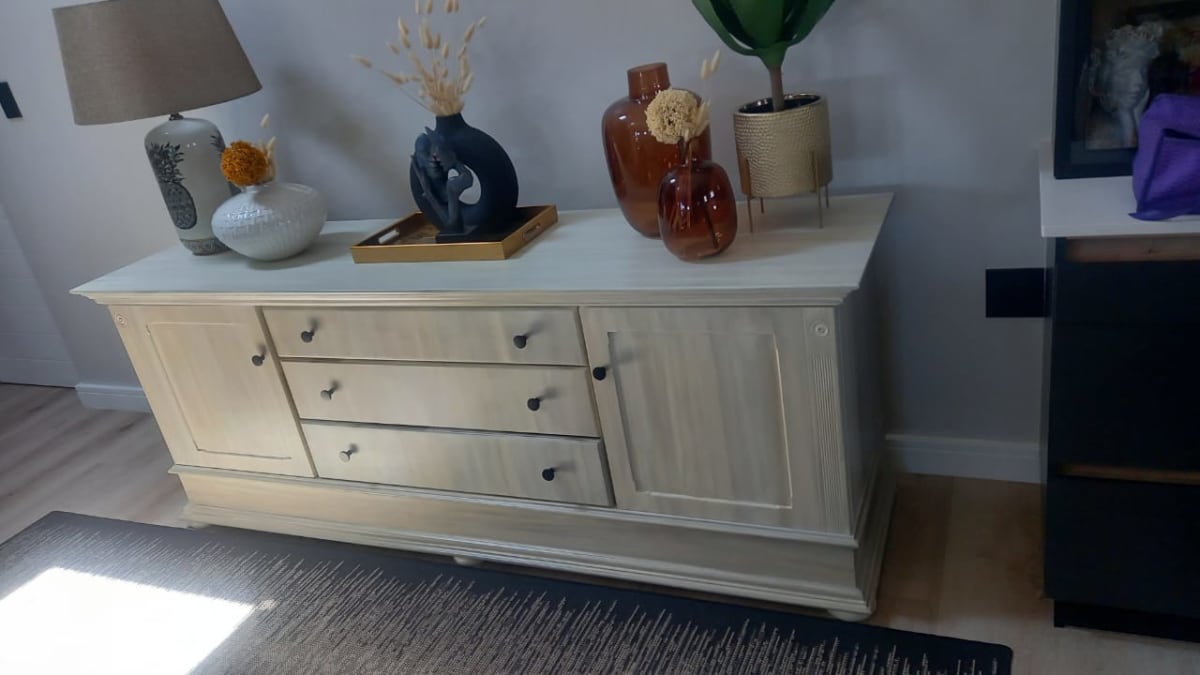 Local furniture restoration services near you