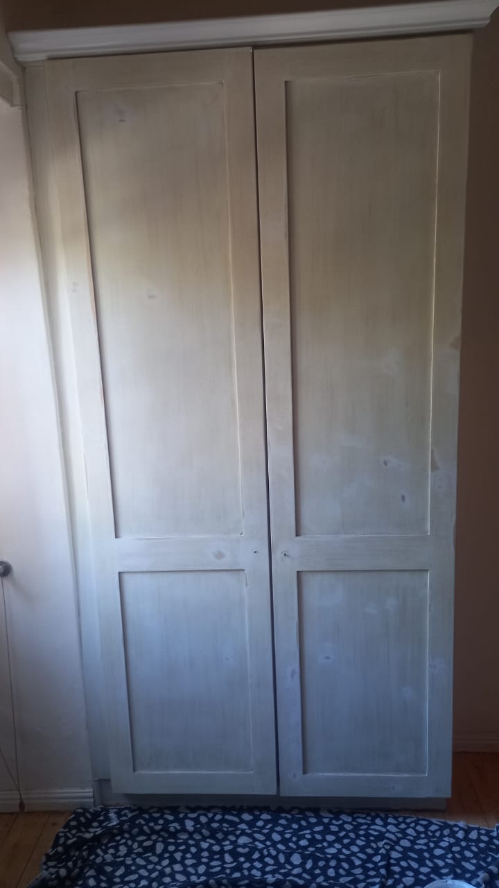 Bedroom Wardrobe White Refinishing - Image 1