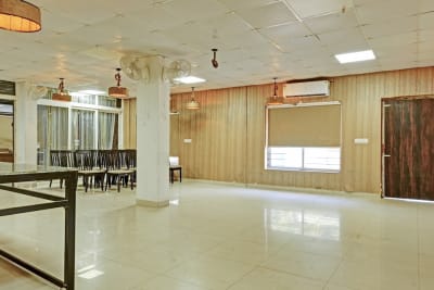 Gallery 24
