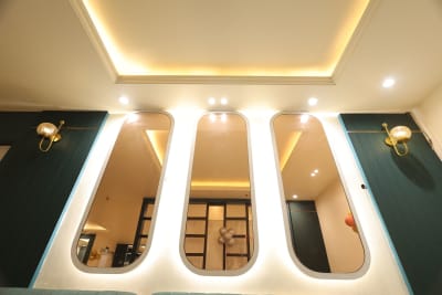 Gallery 27