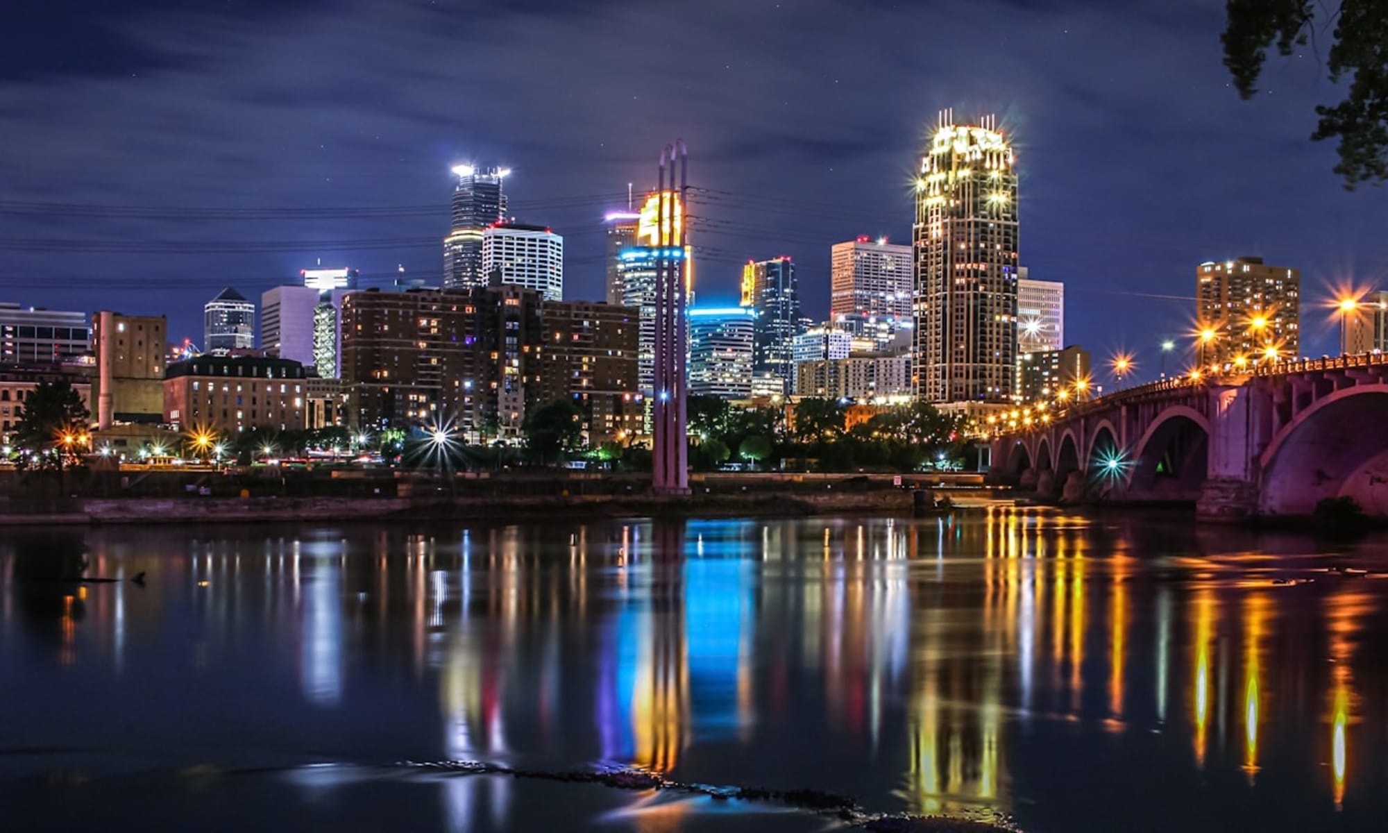 MINNEAPOLIS, MN