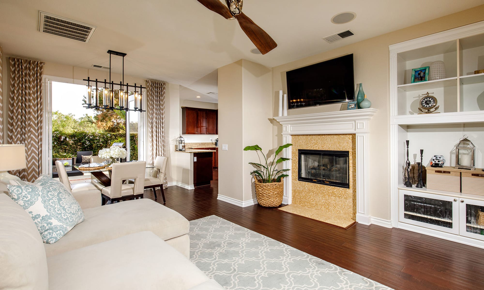Bressi Ranch Realty