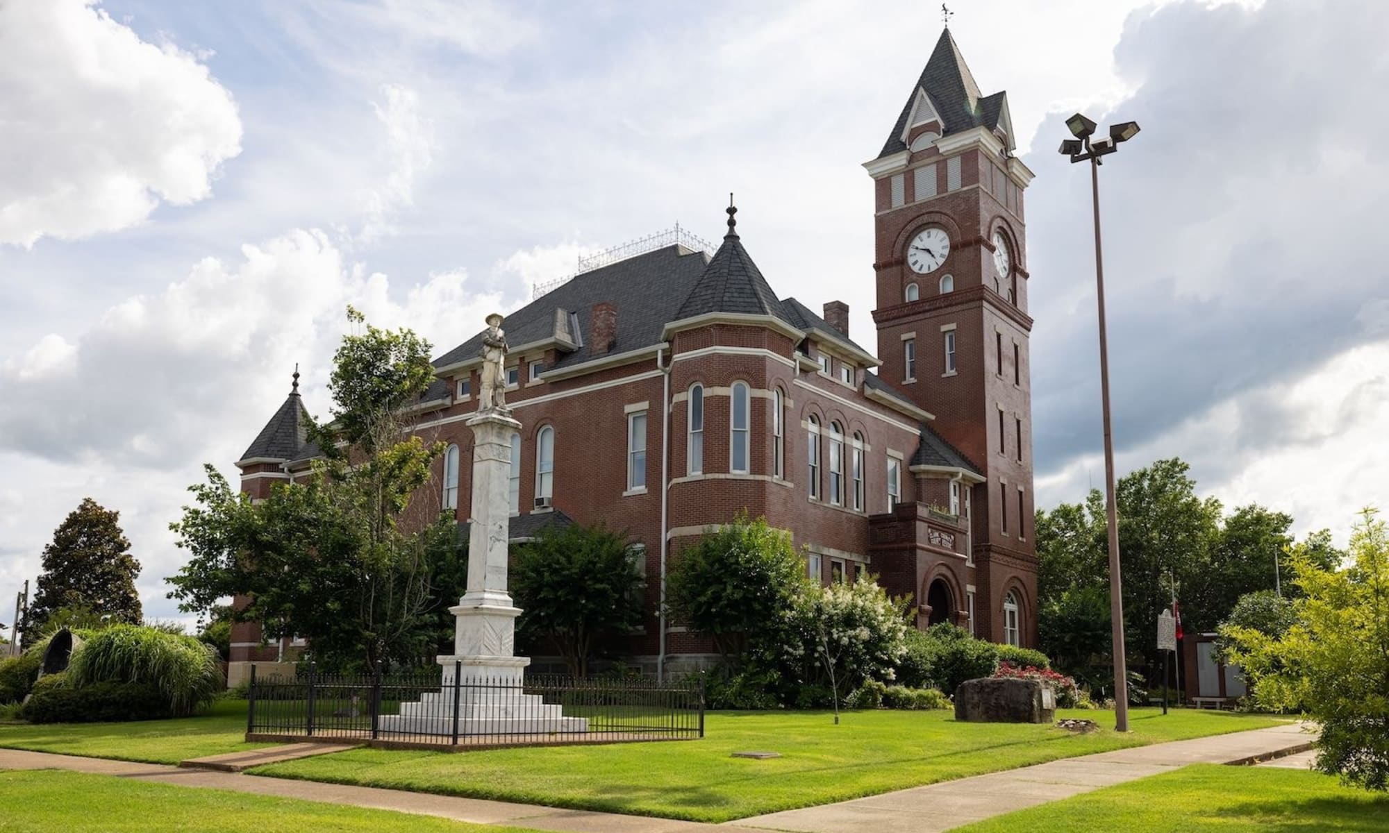 ARKADELPHIA, ARKANSAS GUIDE