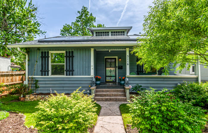 123 Main St