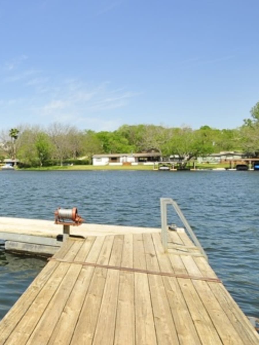 Lake Pointe