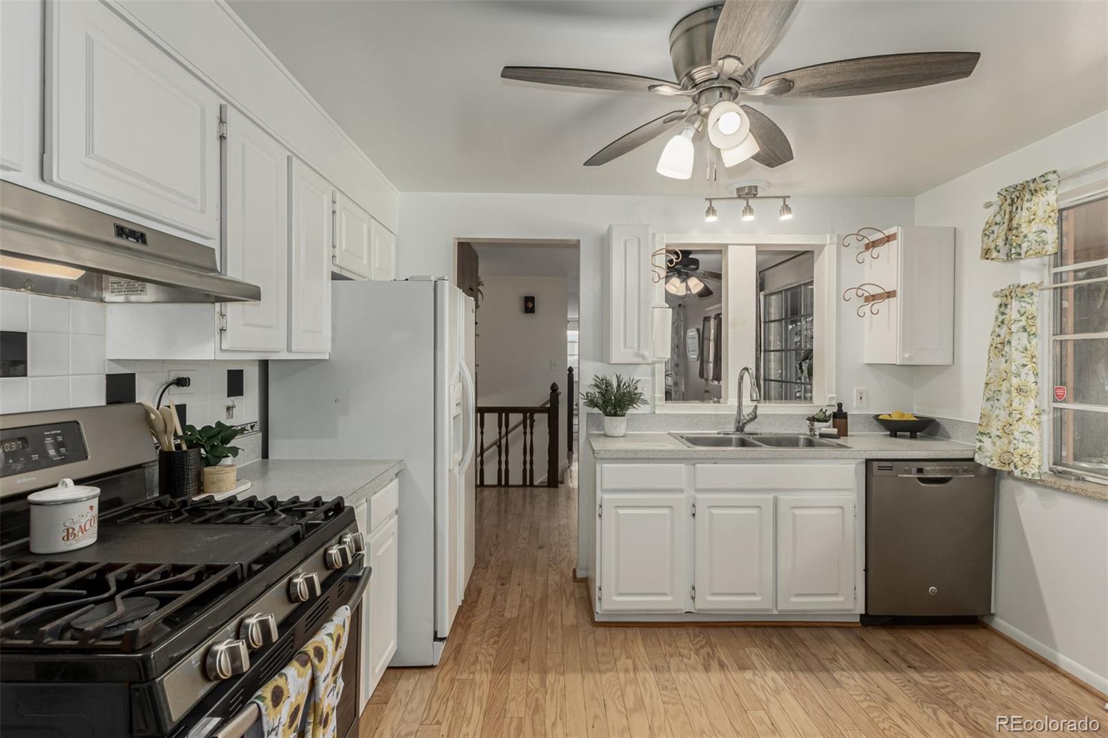 6432 Owens Street, Arvada, CO 80004 photo 6